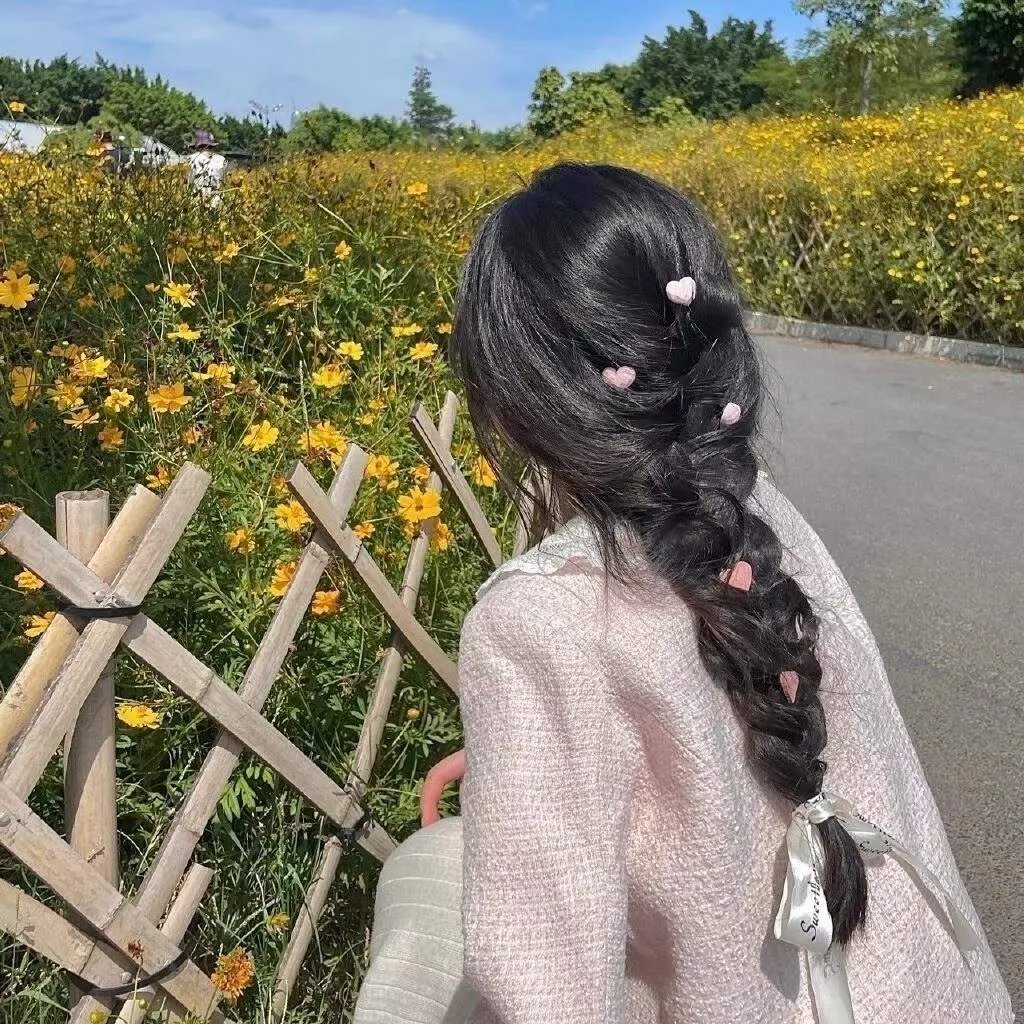 美人无泪